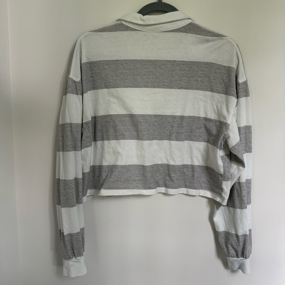 SO Grey & White Striped Cropped Collared Long Sleeve Shirt Juniors M - Picture 4 of 10